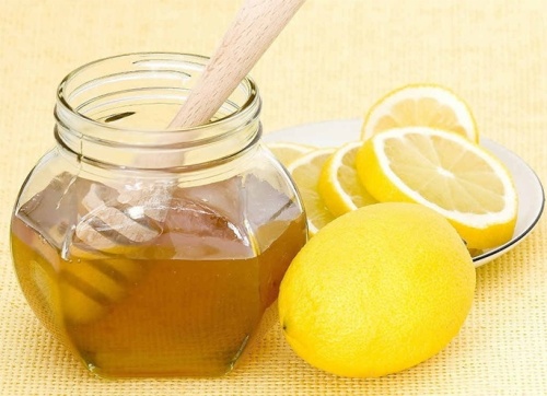 lemon-juice-and-acne-treatment